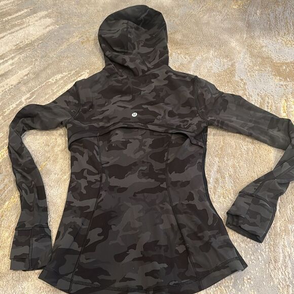 Lululemon Hooded Define Jacket size 4 in Camo greenish grey Camo EUC - Picture 13 of 13